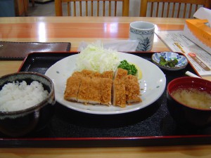 チキンカツ定食